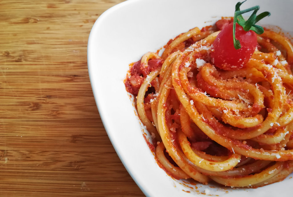 Bucatini all amatriciana Bucatini all amatriciana